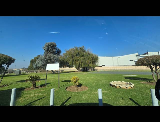 2 BEDROOM SECTIONAL TITLE FOR SALE IN MULBARTON